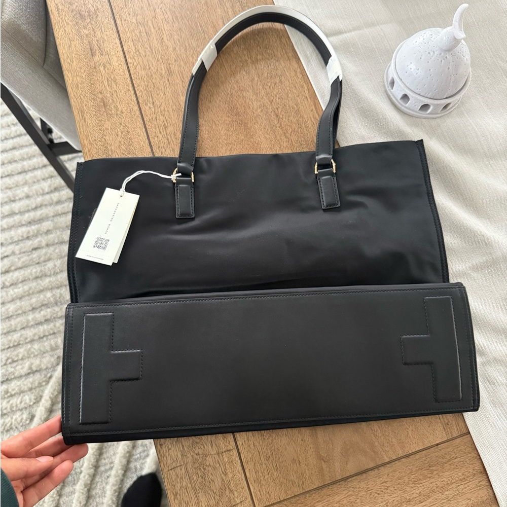 New tory burch Ella tote in black large nylon tote - Picture 4 of 10